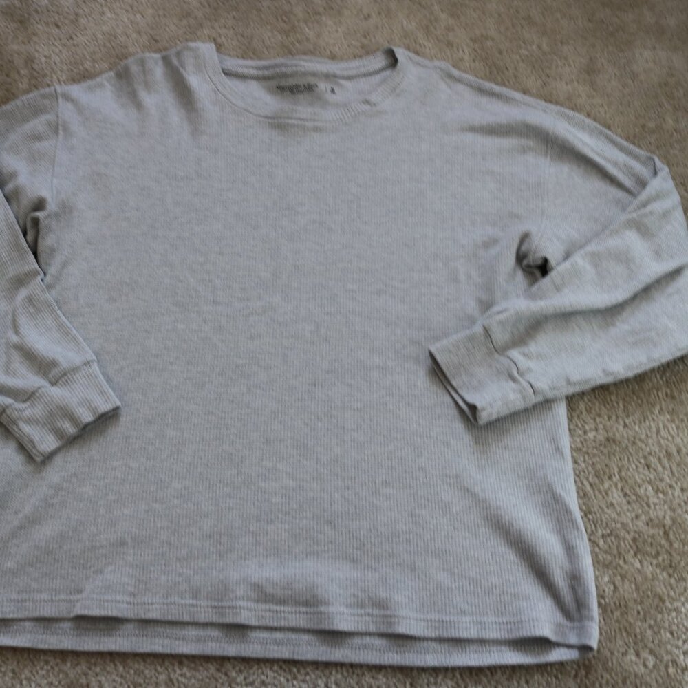 Abercrombie & Fitch Light Gray Long Sleeve Thermal Top